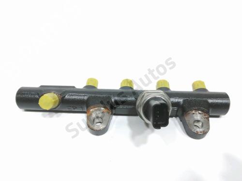 Used Injection rail Injection rail RENAULT CAPTUR I (J5_, H5_) 1.5 dCi 110 (110 hp) 33646555 33646555