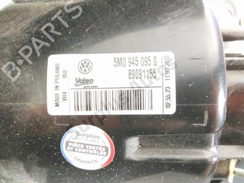 Left taillight VW GOLF PLUS V (5M1, 521) 1.6 TDI | BP28270261C34 