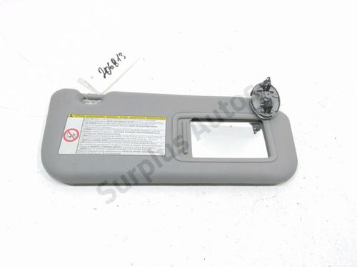Used Right sun visor Right sun visor TOYOTA YARIS (_P9_) 1.4 D-4D (NLP90_, NLP90R) (90 hp) 31002742 31002742