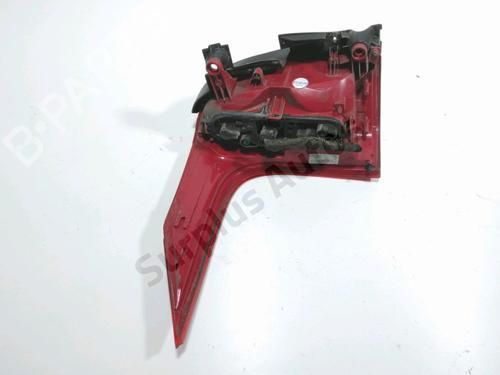 Right taillight PEUGEOT 5008 (0U_, 0E_) 1.6 HDi | BP30633199C35