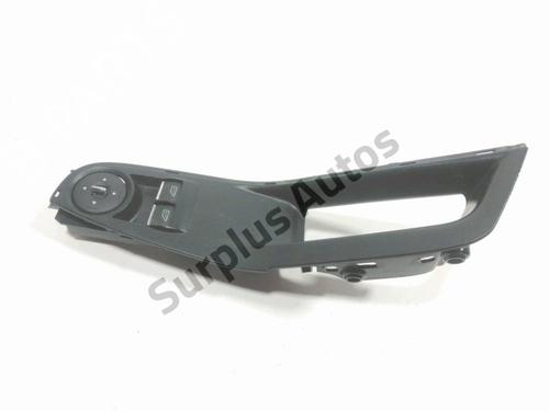 Used Left front window switch FORD FIESTA VI (CB1, CCN) 1.5 TDCi (75 hp) 30313200