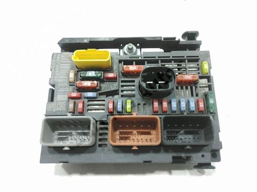 electronic-module-peugeot-5008-0u_-0e_-2009-2010-2011-2012-2013-2014-2015-2016-2017-39548080 main image
