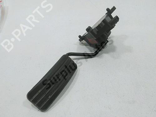 Pedal Pedal RENAULT KANGOO / GRAND KANGOO II (KW0/1_) 1.5 dCi (KW0C, KW2C, KW4C) (106 hp) 40212747 40212747