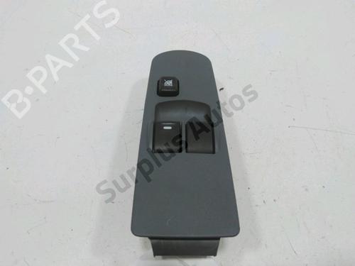 Used Left front window switch MITSUBISHI COLT VI (Z3_A, Z2_A) 1.3 (Z21A) (95 hp) 30999122
