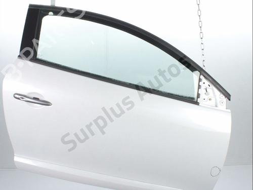 Used Right front door Right front door 37168009 37168009