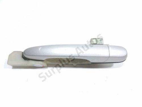 Used Rear left exterior door handle HYUNDAI TUCSON (JM) 2.0 CRDi All-wheel Drive (140 hp) 28508007