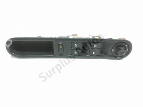Used Left front window switch RENAULT ESPACE IV (JK0/1_) 2.0 dCi (JK01, JK02, JK1J, JK1K, JK1H) (150 hp) 30086736
