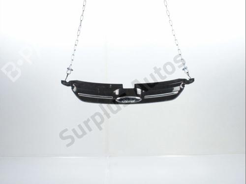Used Grille Grille 37771552 37771552