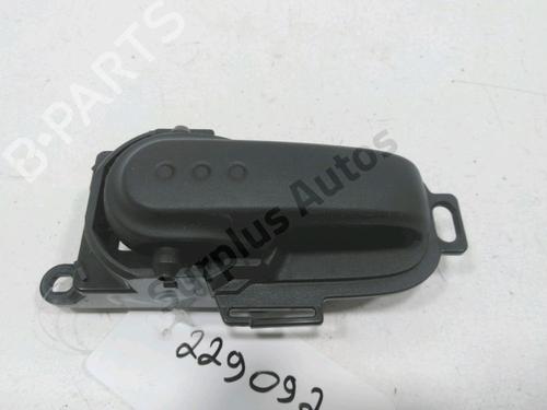Used Rear left interior door handle Rear left interior door handle 31000081 31000081