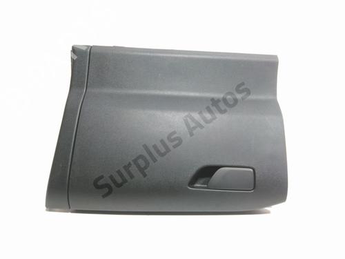 Used Glove box Glove box 39162215 39162215