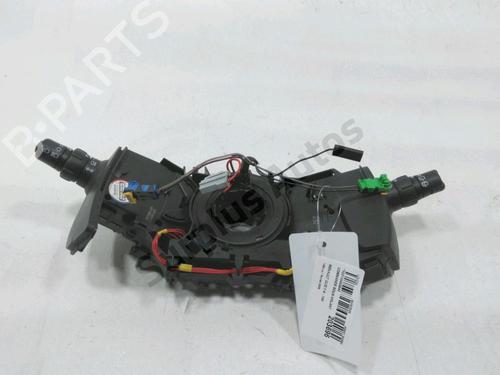 Used Steering wheel controls RENAULT CLIO III (BR0/1, CR0/1) 1.4 16V (98 hp) 31080207