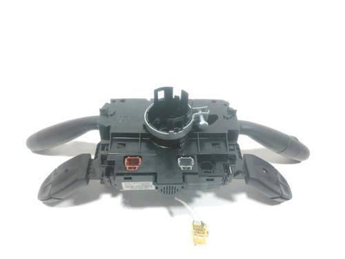 Steering wheel controls PEUGEOT 308 I (4A_, 4C_) 1.6 HDi | BP28226965E15 