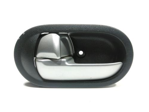Venstre bagtil invendig håndtag MITSUBISHI COLT VI (Z3_A, Z2_A) 1.5 DI-D (Z39A) (95 hp) 28252702