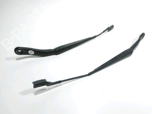 Used Front windshield wiper arm LAND ROVER RANGE ROVER EVOQUE (L538) 2.2 D (150 hp) 28271891