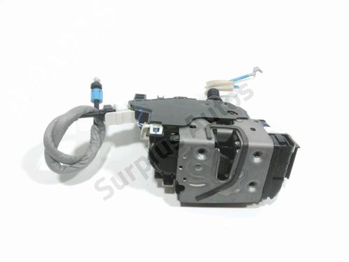 front-right-lock-infiniti-q30-2015-29172808 main image