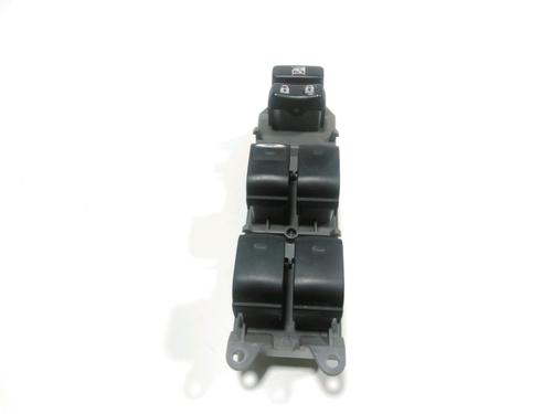 Used Left front window switch TOYOTA AURIS (_E18_) 1.4 D-4D (NDE180_, NDE180R) (90 hp) 28249212