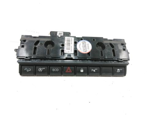 Used Warning switch DACIA DUSTER (HM_) 1.5 dCi 115 4x4 (HMAD) (116 hp) 30990032