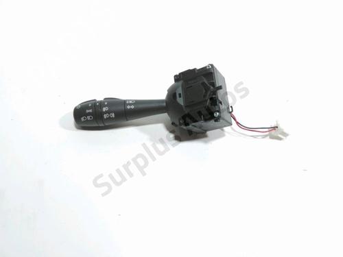 Used Headlight switch RENAULT CAPTUR I (J5_, H5_) 0.9 TCe 90 (90 hp) 28228816