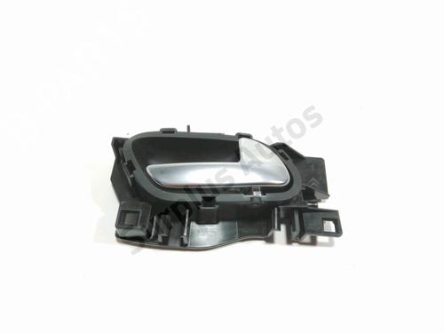 Used Front right interior door handle Front right interior door handle 29858185 29858185