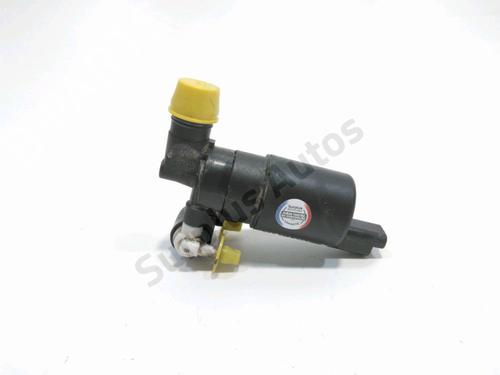 Used Washer pump PEUGEOT 106 II (1A_, 1C_) 1.1 i (60 hp) 31938911