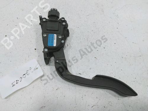 Pedal RENAULT TWINGO II (CN0_) 1.2 16V (CN04, CN0B) (75 hp) 30985067