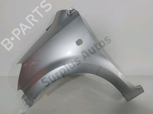 Forskærm venstre DAIHATSU SIRION (M3_) 1.3 4WD (87 hp) 30993421