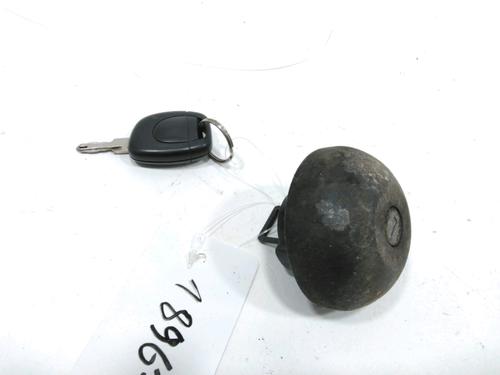 Used Fuel cap RENAULT CLIO II (BB_, CB_) 1.2 (BB0A, BB0F, BB10, BB1K, BB28, BB2D, BB2H, CB0A,... (58 hp) 30983692