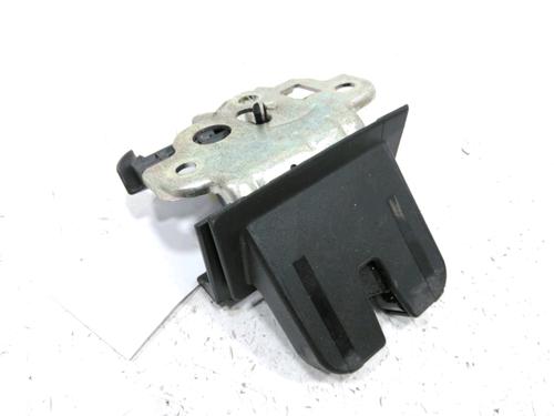 Used Tailgate lock SKODA SUPERB II (3T4) 2.0 TDI (140 hp) 31001640