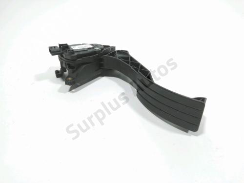 pedal-renault-twingo-iii-bcm_-bca_-2014-40620402 main image