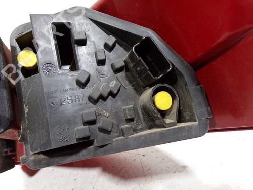 Left taillight PEUGEOT 607 (9D, 9U) 2.0 HDI | BP28269478C34