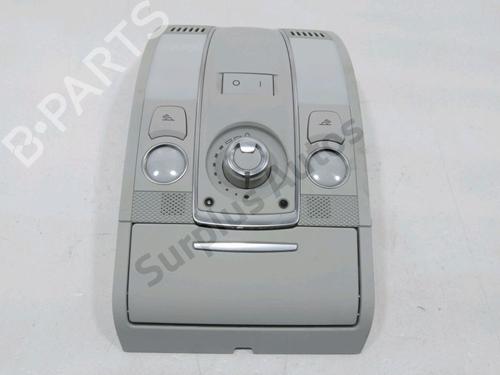 Luz interior AUDI A6 C6 Avant (4F5) 3.0 TDI quattro (233 hp) 31003420