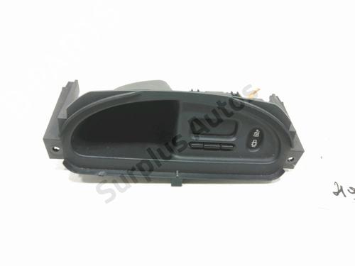 Multifunctionele display RENAULT CLIO II (BB_, CB_) 1.4 (B/CB0C, B/CB0S) (75 hp) 30990775