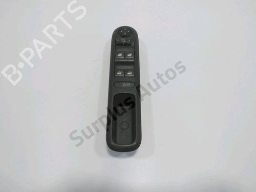 Used Left front window switch PEUGEOT 3008 I MPV (0U_) 1.6 HDi (112 hp) 31798433