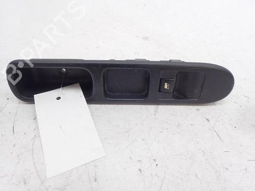 Used Left front window switch PEUGEOT 307 Break (3E) 1.6 HDi 110 (109 hp) 30998857