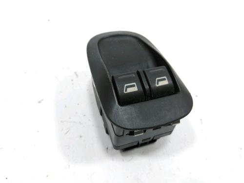 Used Left front window switch PEUGEOT 206 Hatchback (2A/C) 1.4 i (75 hp) 30998921