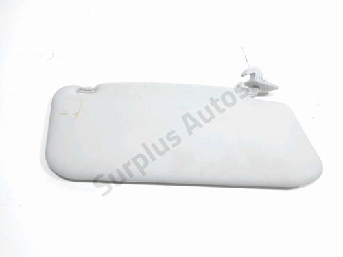 Venstre solskærm FIAT 500L (351_, 352_) 1.3 D Multijet (199.LYM11, 199.LYM1A) (95 hp) 31798552