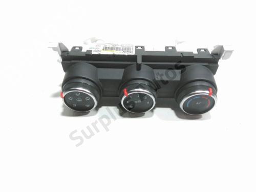 climate-control-renault-clio-v-b7_-2019-30584648 main image