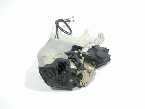 Used Rear left lock HYUNDAI TUCSON (JM) 2.0 CRDi All-wheel Drive (140 hp) 28508022