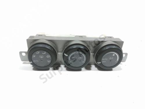 Used Climate control NISSAN X-TRAIL I (T30) 2.2 dCi 4x4 (136 hp) 29496051