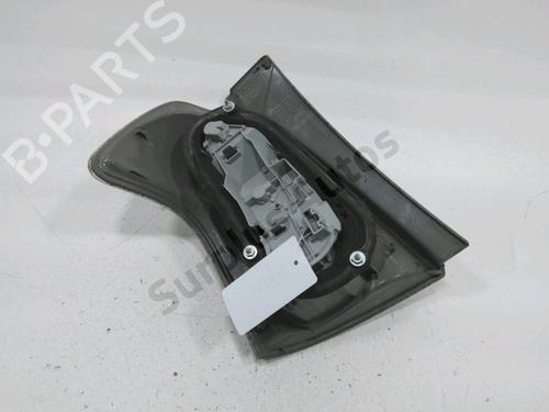 Right taillight TOYOTA COROLLA Verso (ZER_, ZZE12_, R1_) 2.2 D-4D (AUR10_, AUR10R) | BP31006301C35