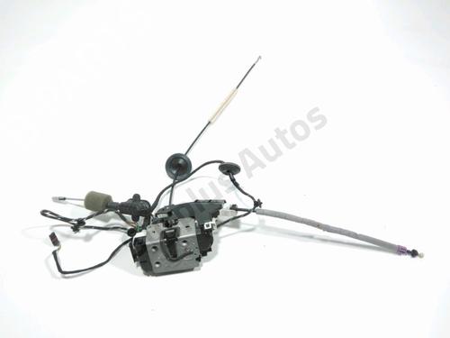 front-left-lock-mercedes-benz-e-class-convertible-a207-2010-2011-2012-2013-2014-2015-2016-28248187 main image