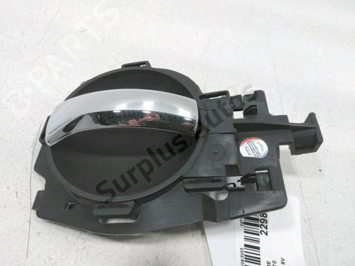 Used Front right interior door handle Front right interior door handle 30996250 30996250