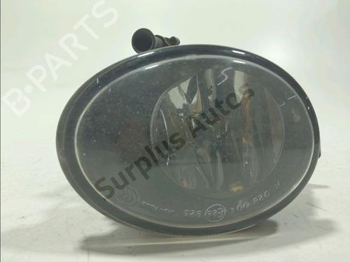 Used Right front fog light Right front fog light 39089577 39089577