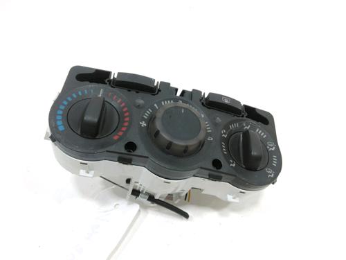 Used Climate control OPEL CORSA D (S07) 1.2 (L08, L68) (80 hp) 30988564