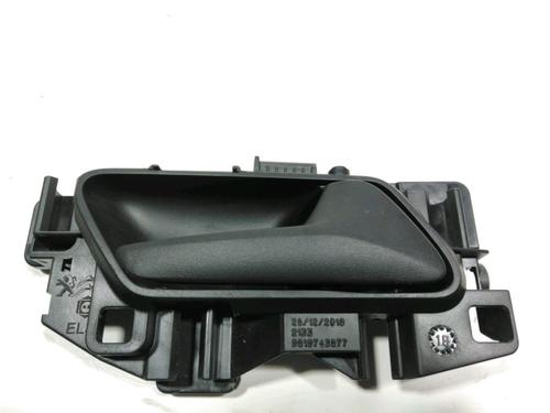 Used Front right interior door handle Front right interior door handle 37774746 37774746