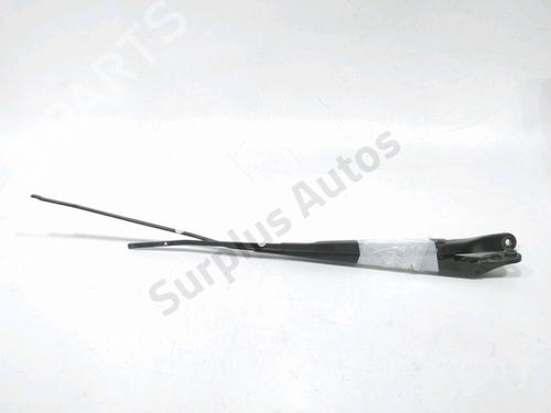 Used Front windshield wiper arm Front windshield wiper arm 36832112 36832112
