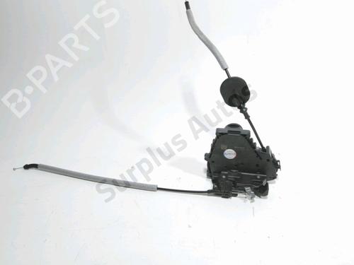 front-right-lock-renault-megane-e-tech-suv-2021-32655396 main image