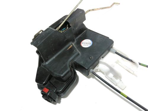 Front right lock HYUNDAI SANTA FÉ I (SM) 2.0 CRDi 4x4 | BP28246930C97 