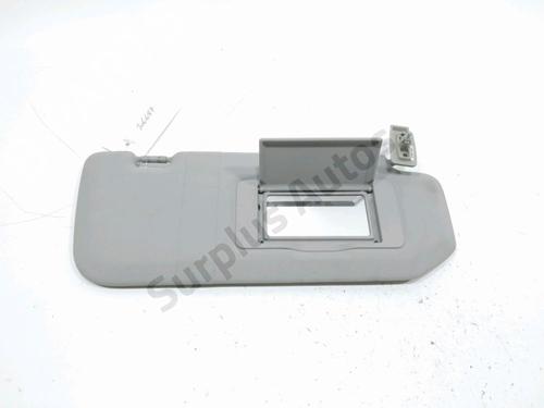 Used Right sun visor Right sun visor 31002740 31002740
