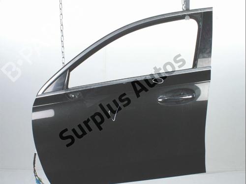 Used Left front door Left front door 38587666 38587666